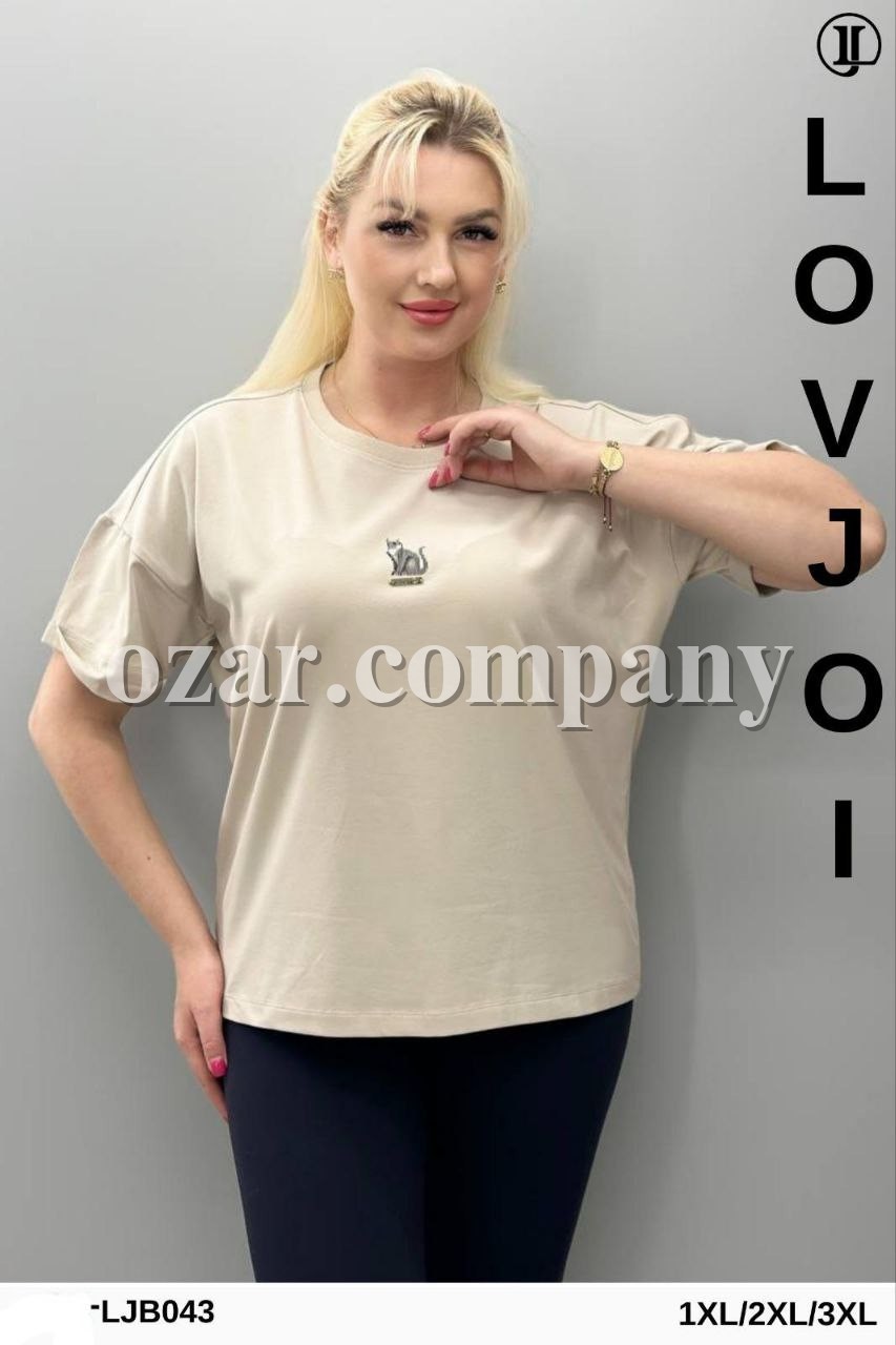 Женская Футболка Lovjoi (Большие размеры)