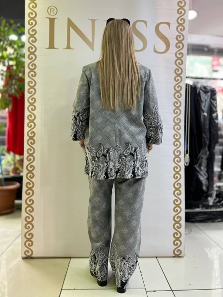 Женский Костюм Iness (Большие размеры)