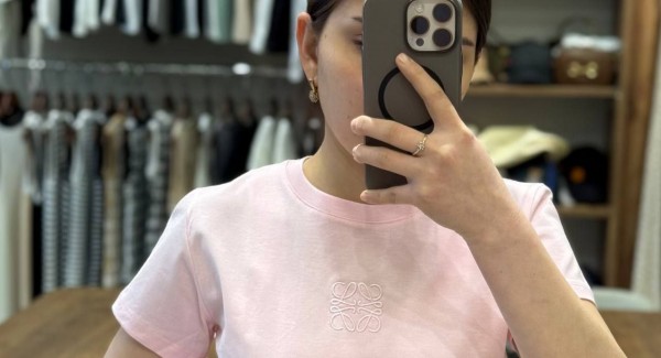 Женская Футболка Loewe