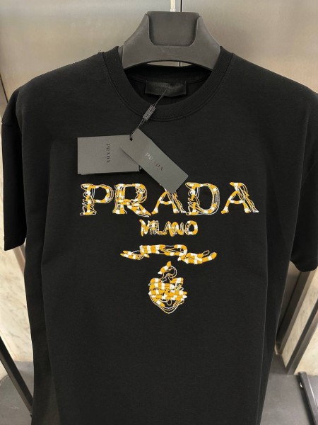 Мужская Футболка Prada