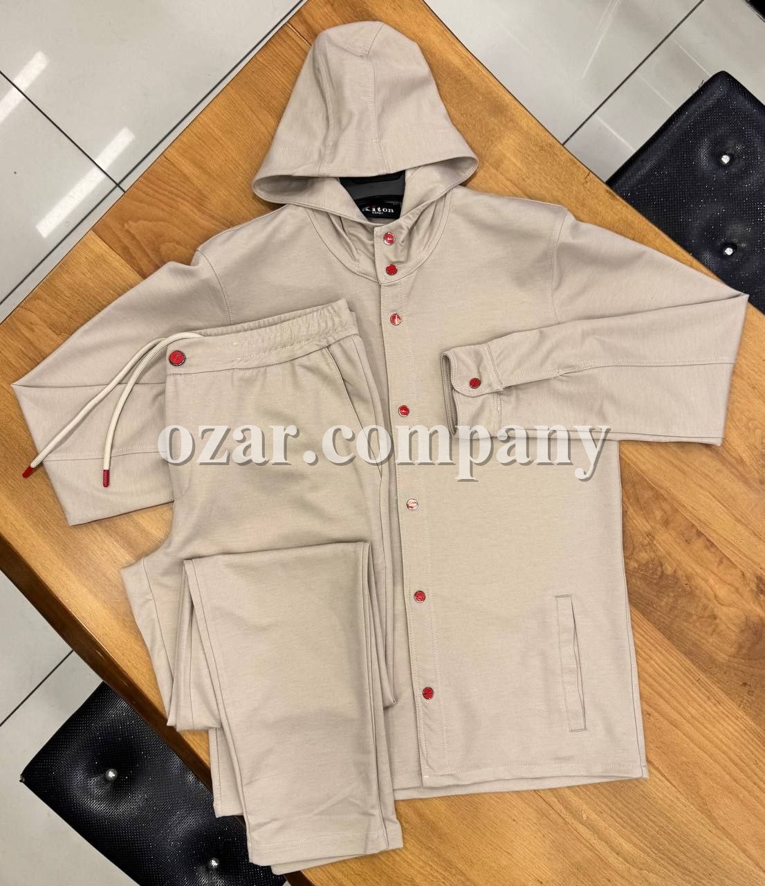 Мужской Костюм Kiton