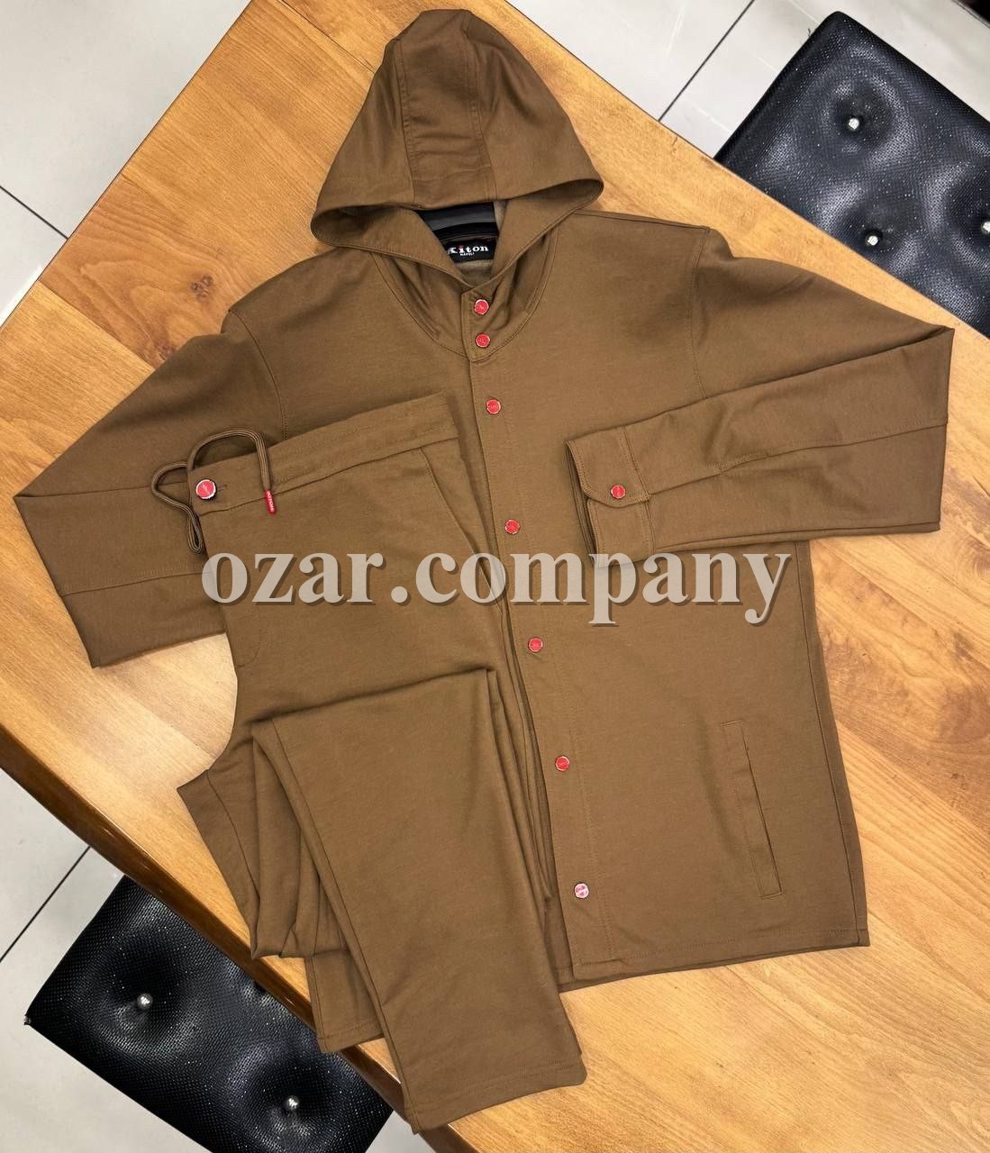 Мужской Костюм Kiton