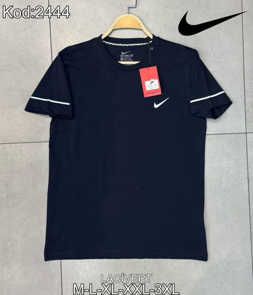 Мужская Футболка Nike