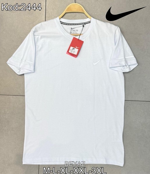 Мужская Футболка Nike