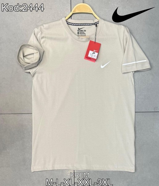 Мужская Футболка Nike