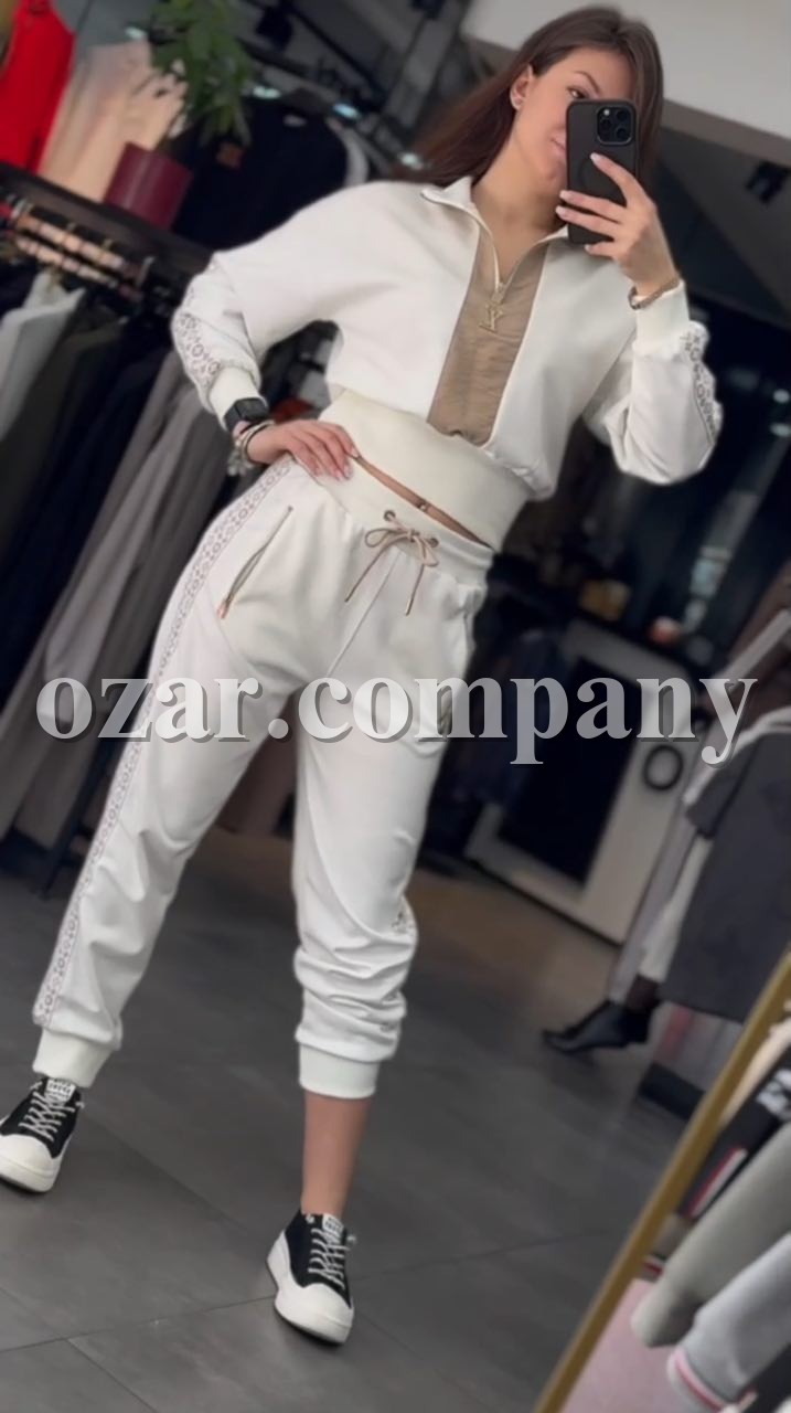 Женский Костюм Louis Vuitton