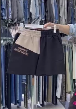Женские Шорты Balenciaga