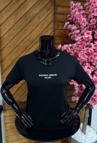 Женская Футболка Armani