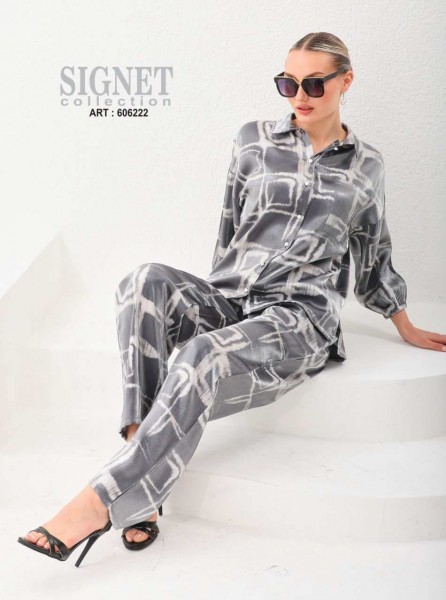 Женский Костюм Signet 