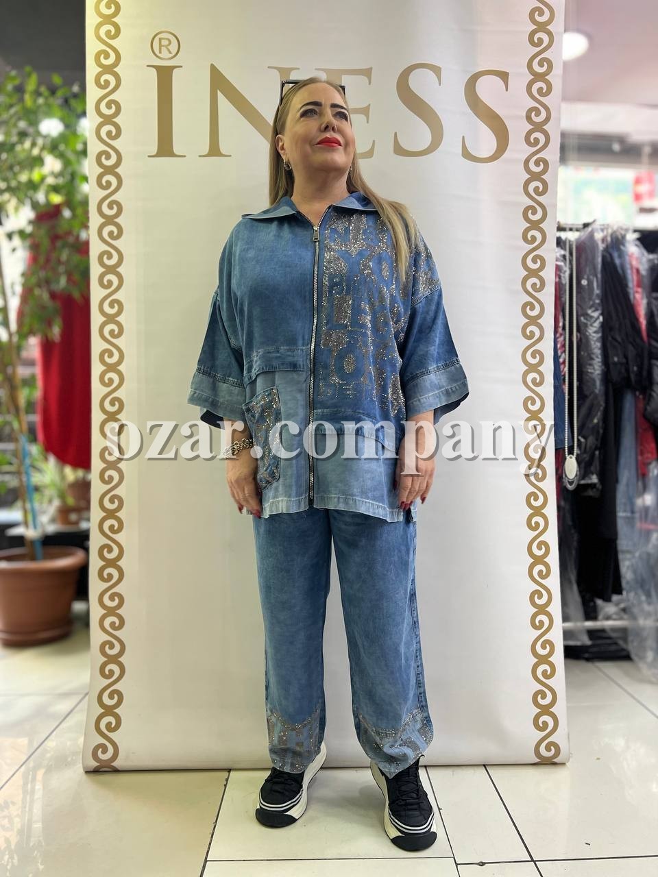 Женский Джинсовый Костюм Iness (Большие размеры)