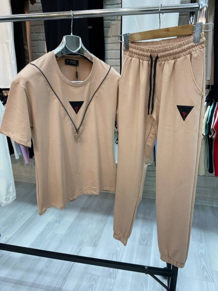Женский Костюм Guess