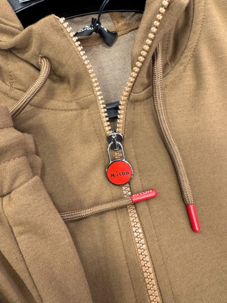 Мужской Костюм Kiton
