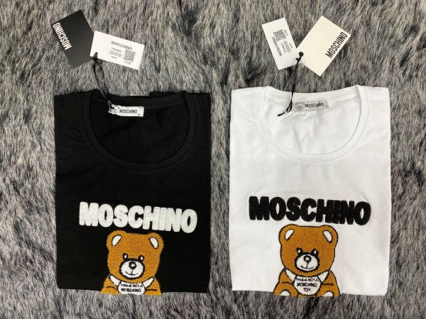 Женская Футболка Moschino