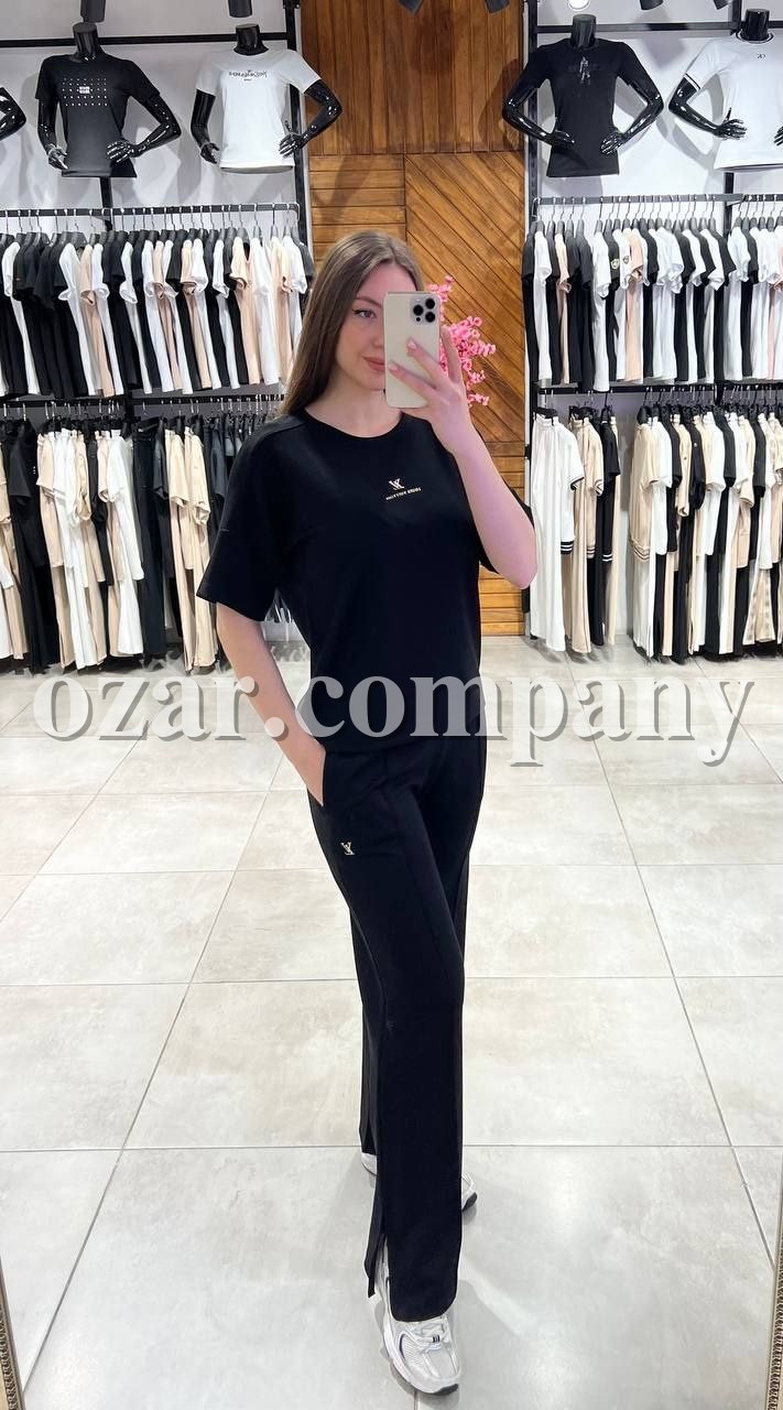 Женский Koмплект Louis Vuitton