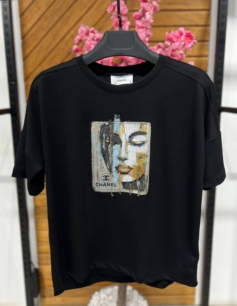 Женская Футболка Guess