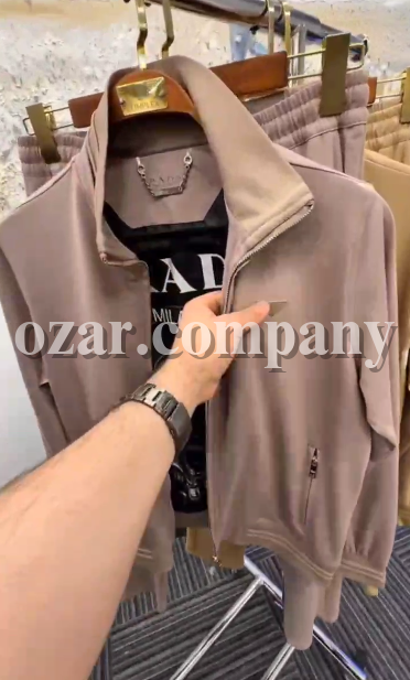 Мужской Костюм Prada