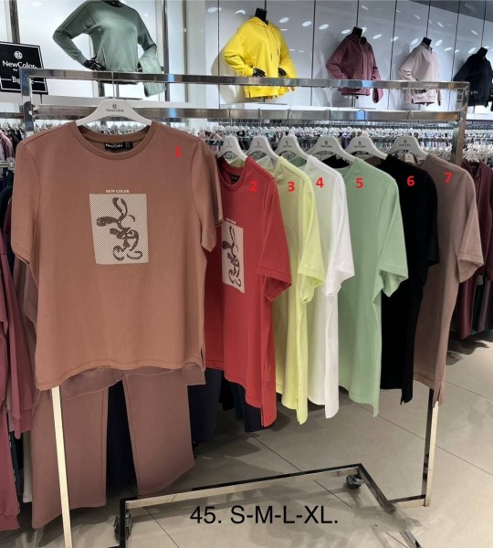Женская Футболка New Color