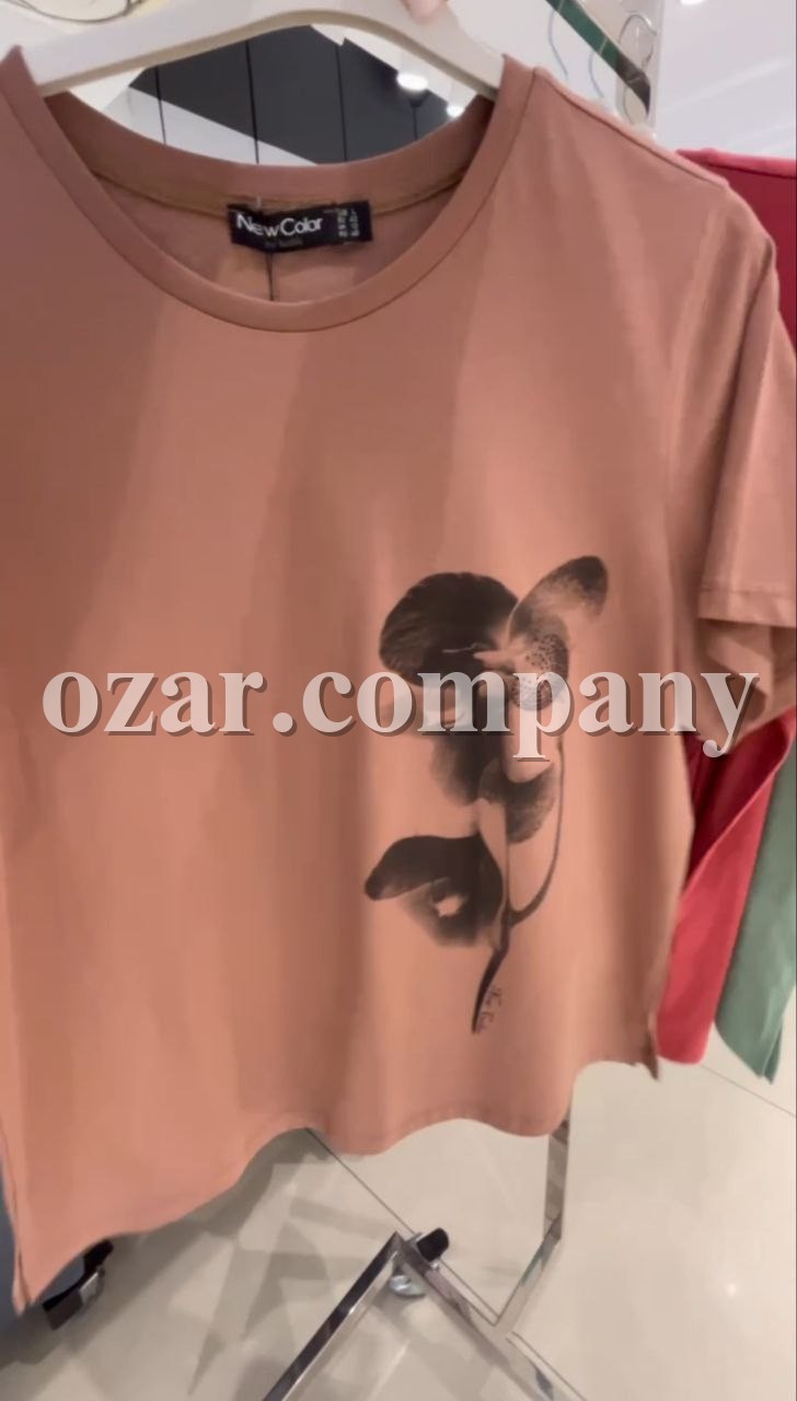 Женская Футболка New Color (Большие размеры)