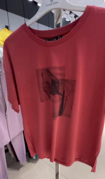 Женская Футболка New Color (Большие размеры)