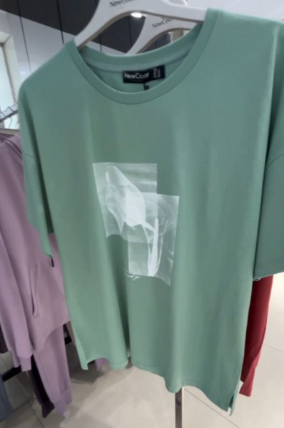 Женская Футболка New Color (Большие размеры)