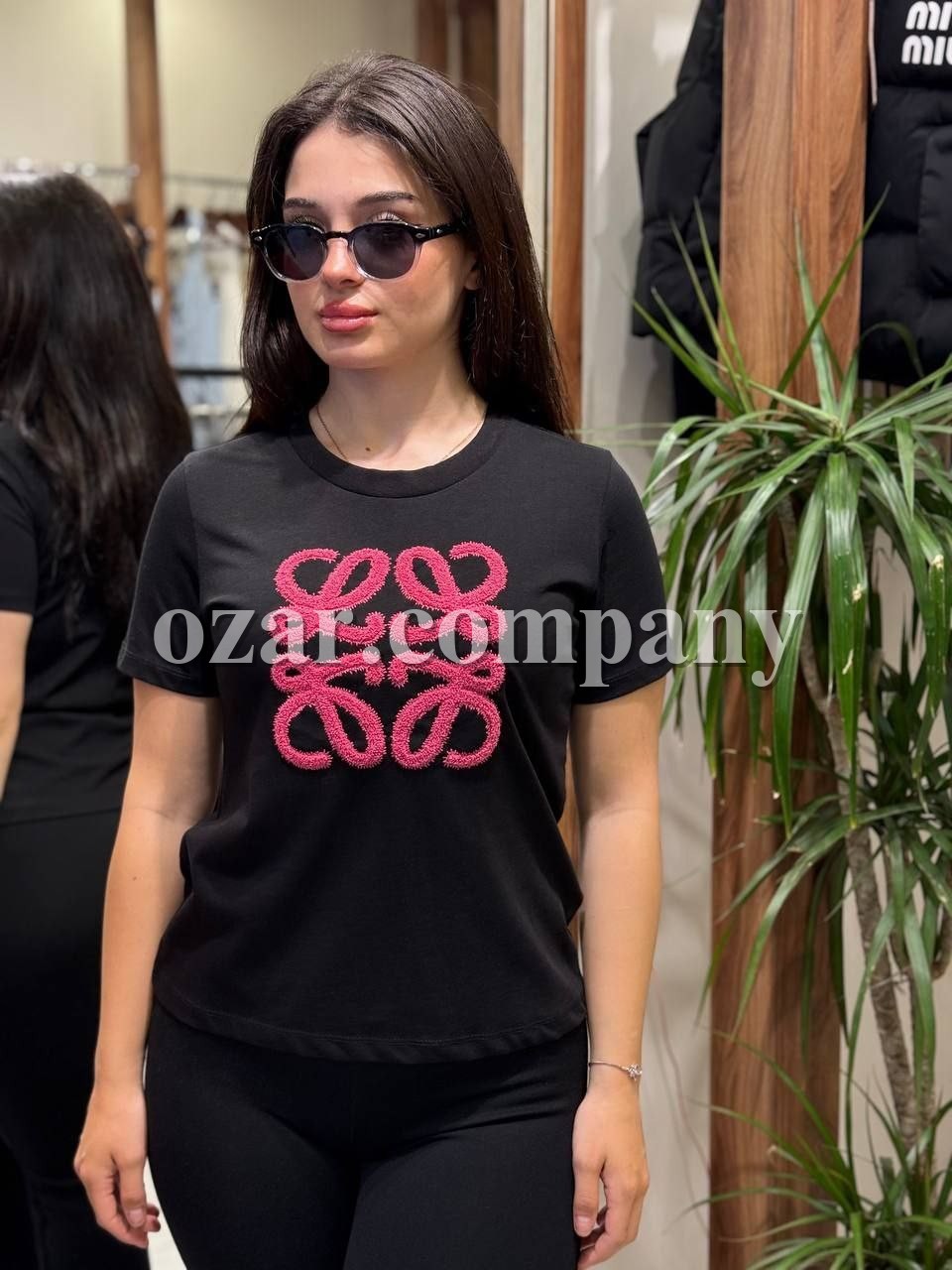 Женская Футболка Loewe