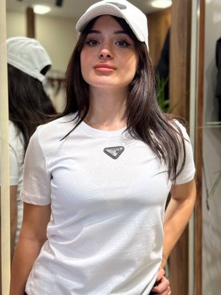 Женская Футболка Prada
