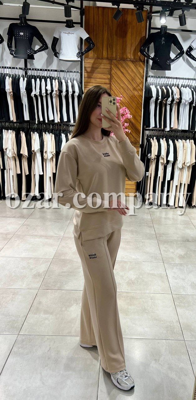 Женский Koстюм Miu Miu