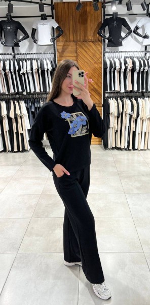 Женский Koстюм Guess