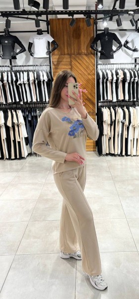 Женский Koстюм Guess