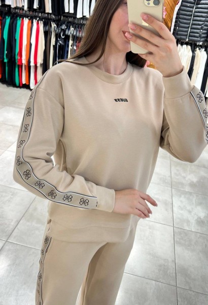Женский Koстюм Guess