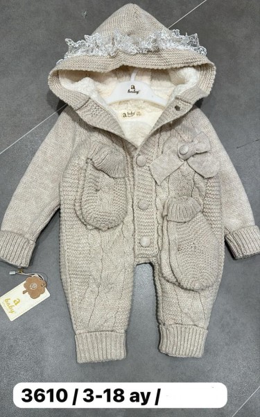 Утеплённый Человечек Для Девочки A Baby (3-6/6-9/9-12/12-18мес.)