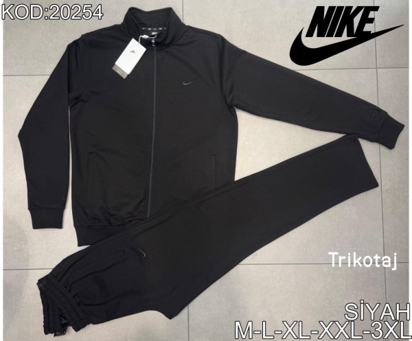 Мужской Спортивный Костюм Nike