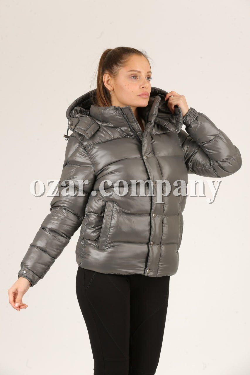 Женская Куртка Moncler Женская Куртка Moncler