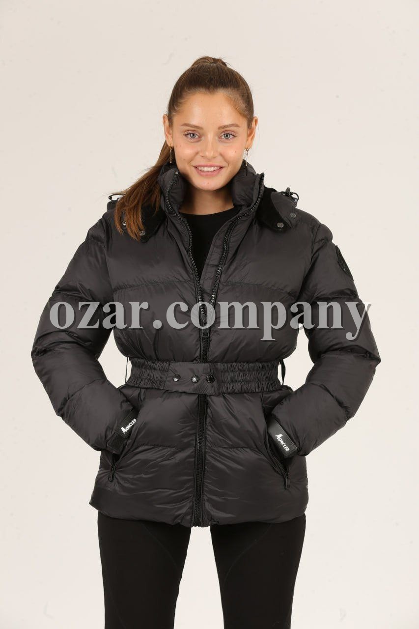 Женская Куртка Moncler Женская Куртка Moncler