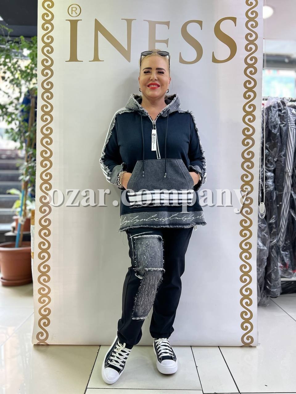 Женское Худи Iness (Большие размеры)