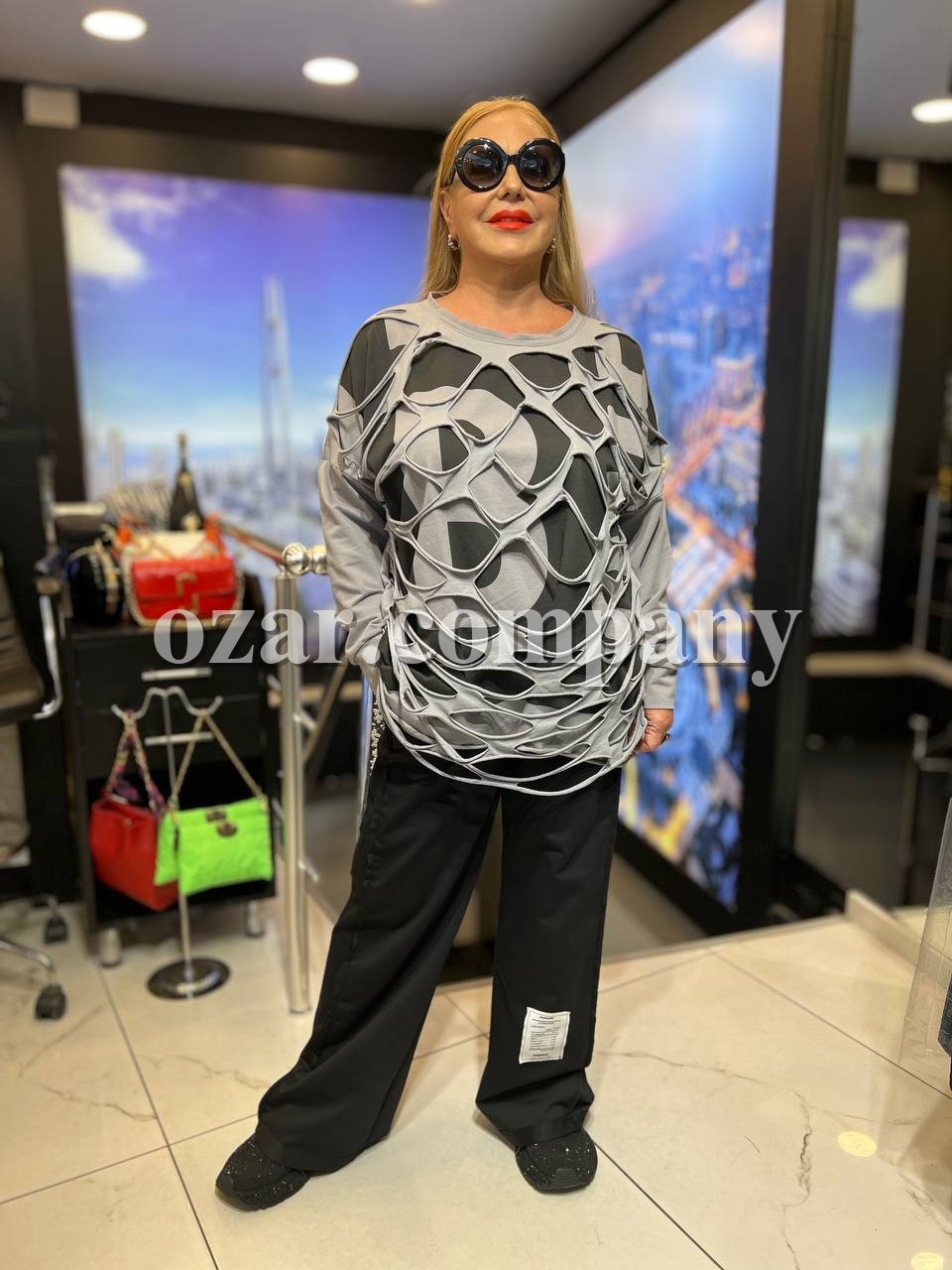 Женская Кофта Iness (Большие размеры) Женская Кофта Iness (Большие размеры)