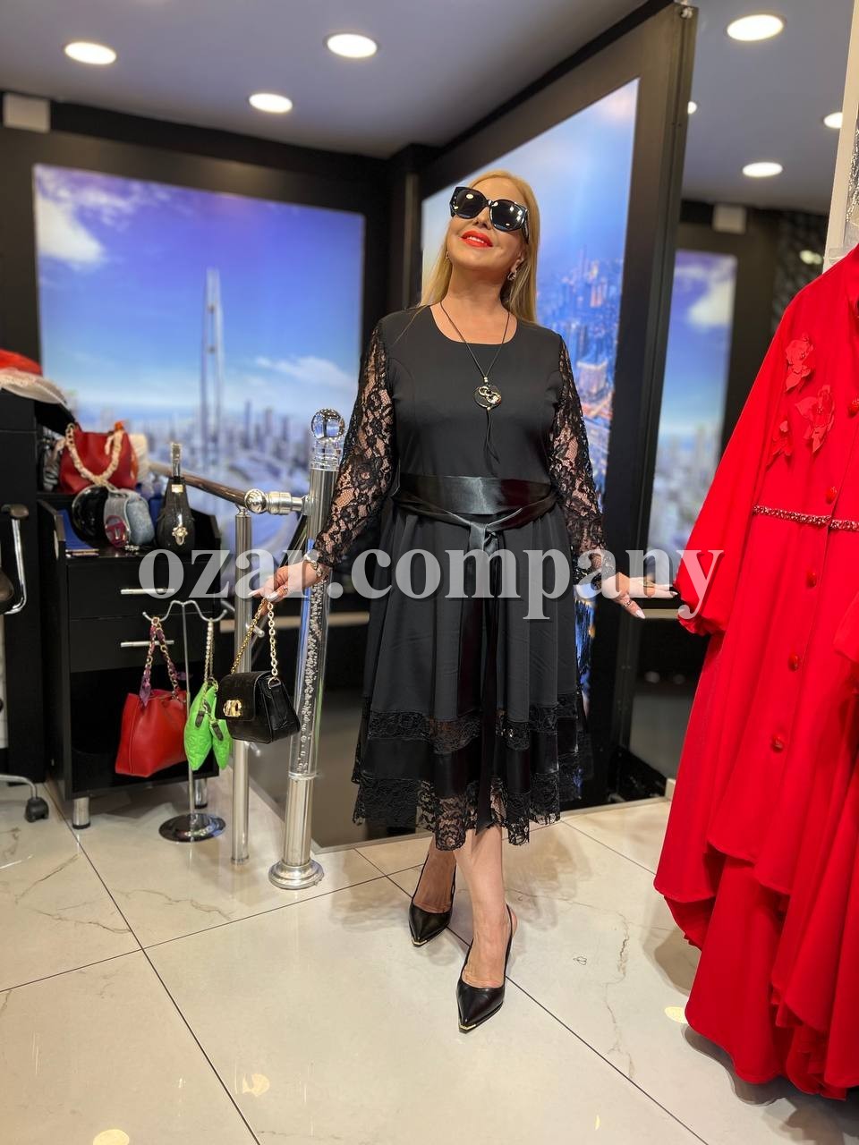 Женское Платье Iness (Большие размеры) Женское Платье Iness (Большие размеры)