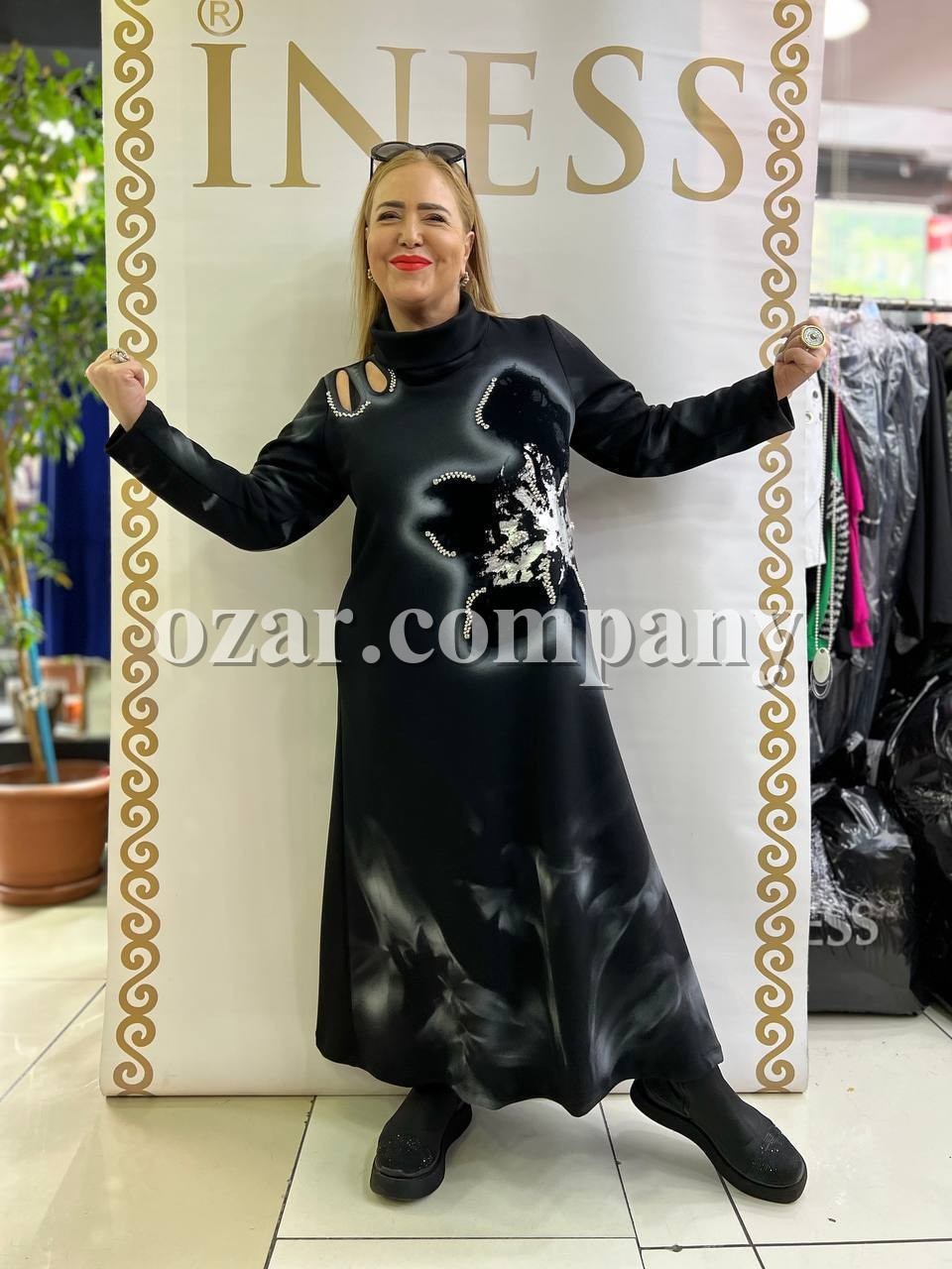 Женское Платье Iness (Большие размеры) Женское Платье Iness (Большие размеры)