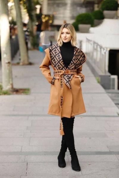 Женская Куртка Fendi Женская Куртка Fendi