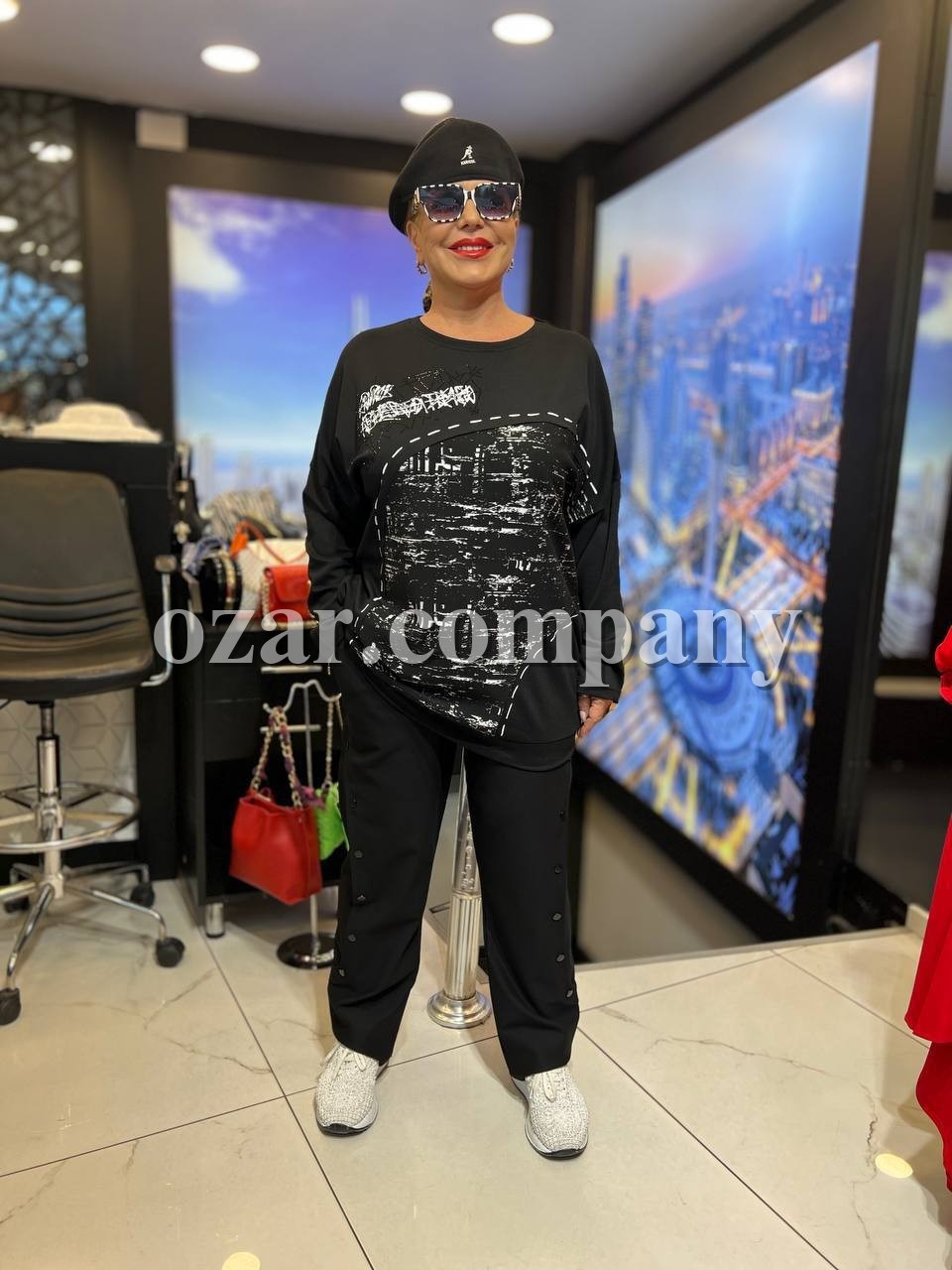 Женская Туника Iness (Большие размеры) Женская Туника Iness (Большие размеры)