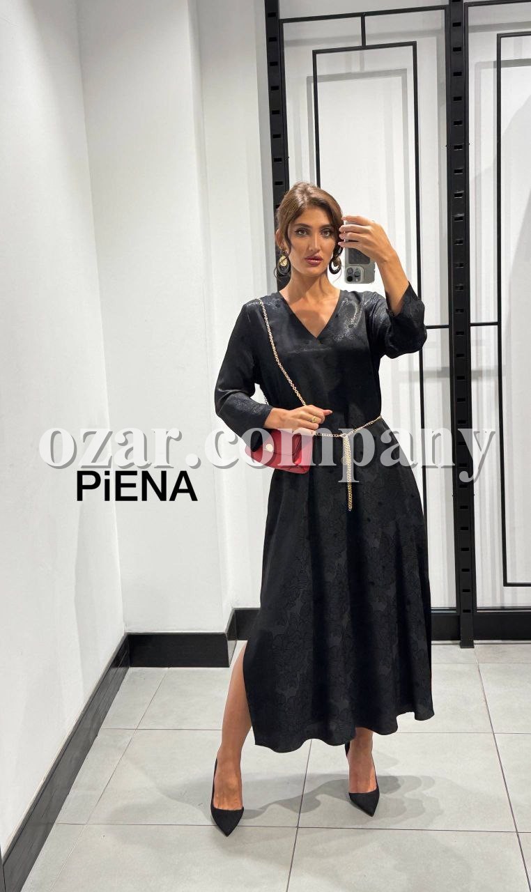 Женское Платье Piena (Большие размеры) Женское Платье Piena (Большие размеры)