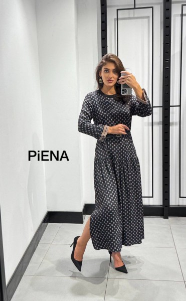 Женское Платье Piena (Большие размеры) Женское Платье Piena (Большие размеры)