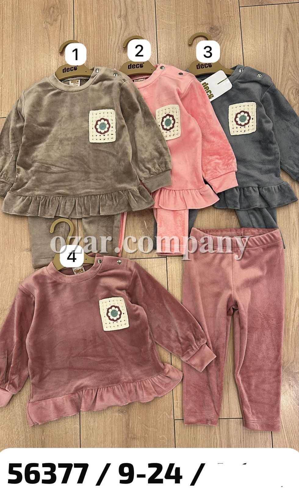 Велюровый Костюм Для Девочки Deco (9-12-18-24мес.) Велюровый Костюм Для Девочки Deco (9-12-18-24мес.)