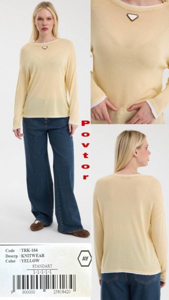 Женская Трикотажная Кофточка A.M.N. Женская Трикотажная Кофточка A.M.N.