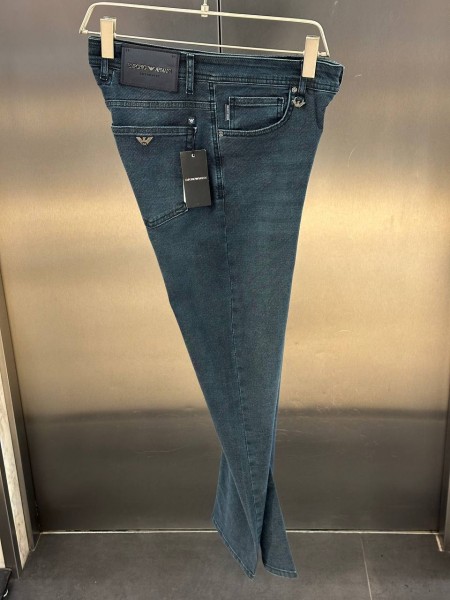 Мужские Джинсы Emporio Armani  Мужские Джинсы Emporio Armani