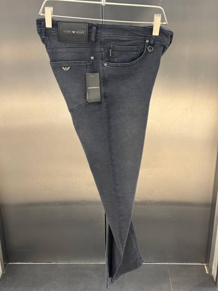 Мужские Джинсы Emporio Armani  Мужские Джинсы Emporio Armani