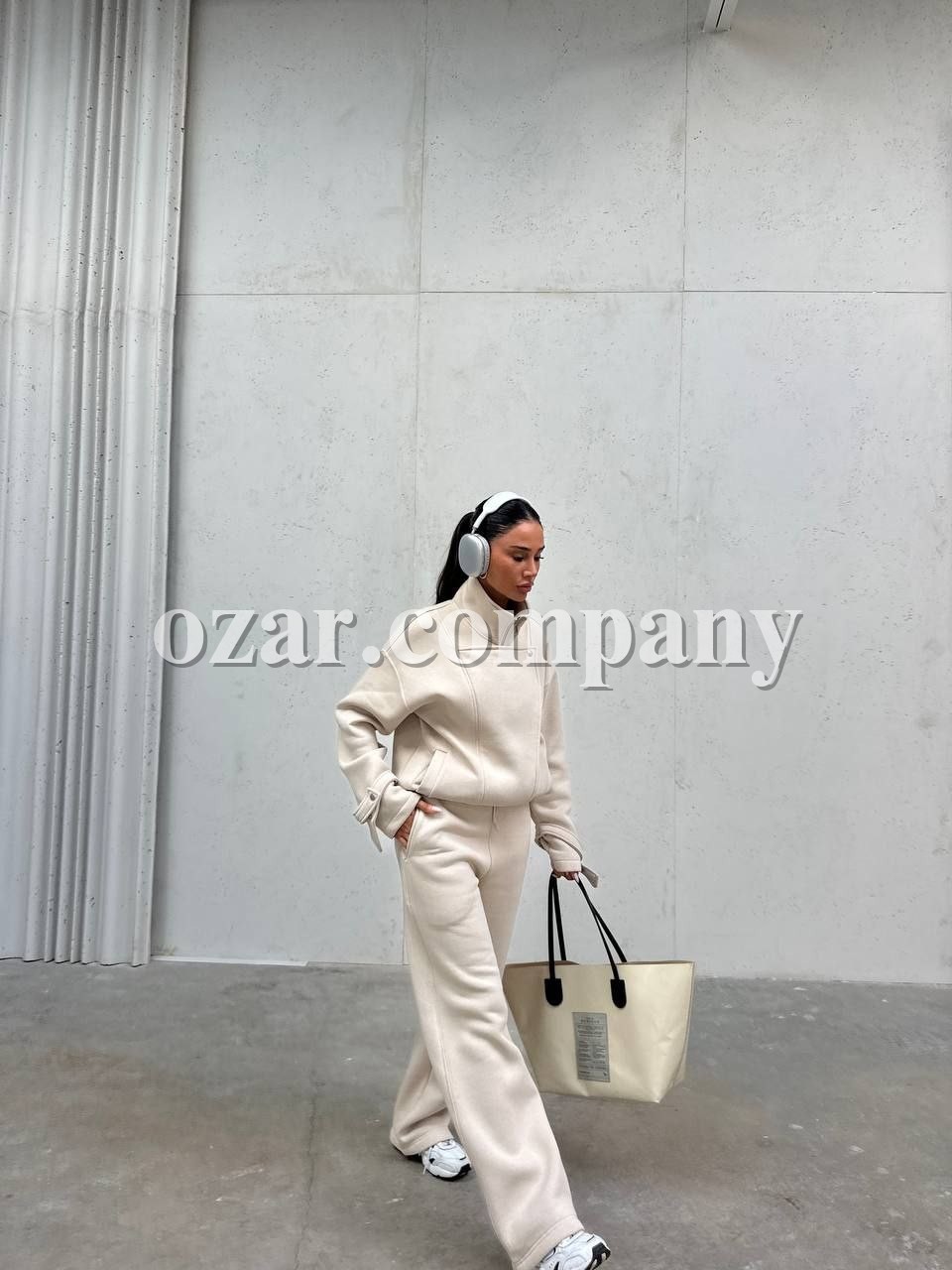 Женский Костюм Sote