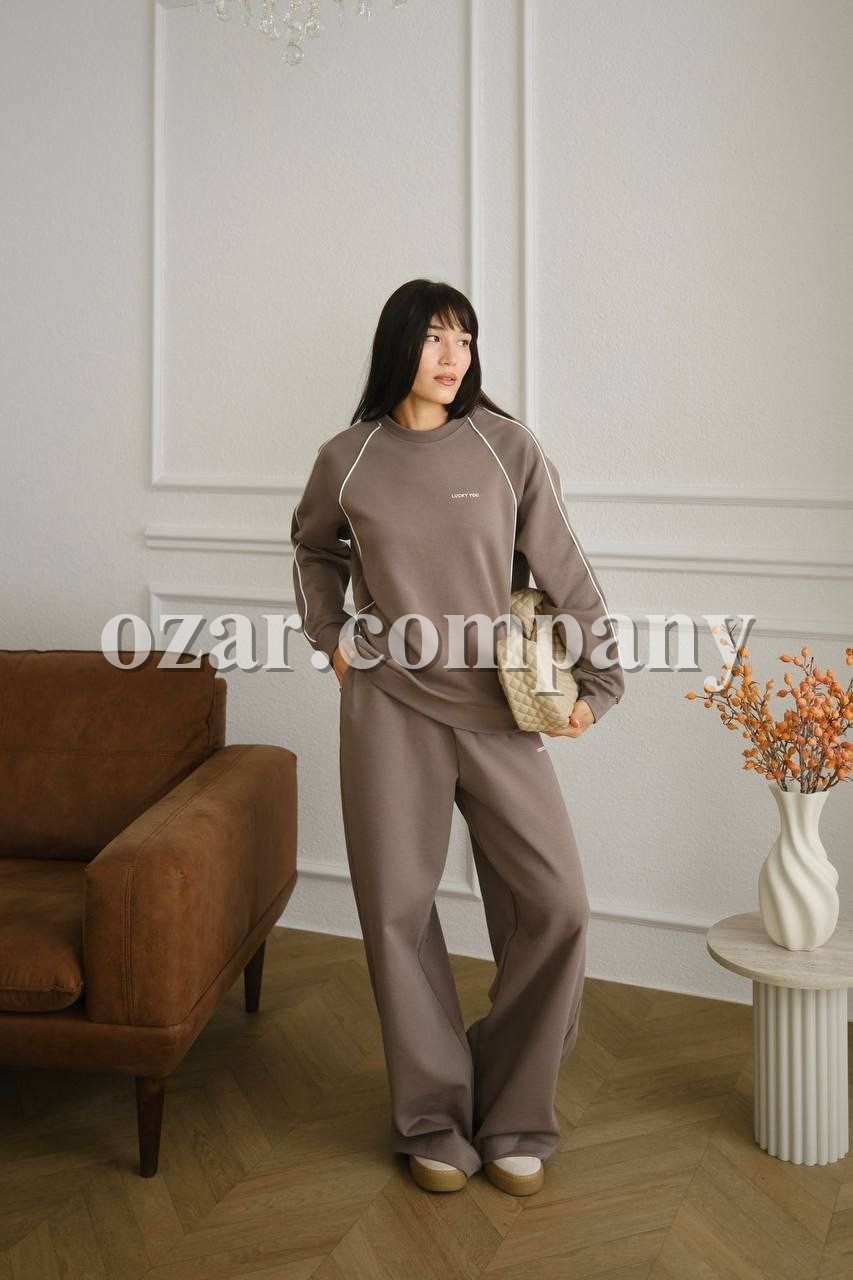 Женский Костюм Trikotto