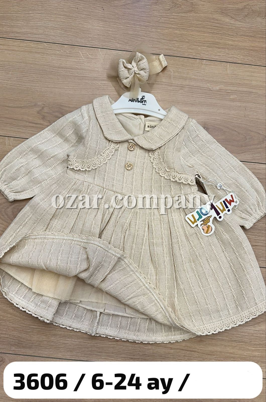 Платье Для Девочки Mini Born (6-9/9-12/12-18/18-24мес.) Платье Для Девочки Mini Born (6-9/9-12/12-18/18-24мес.)