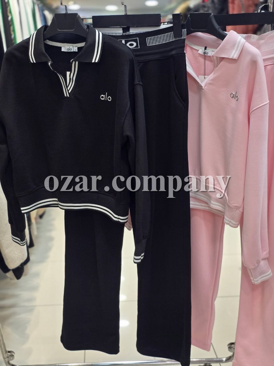 Женский Костюм Alo